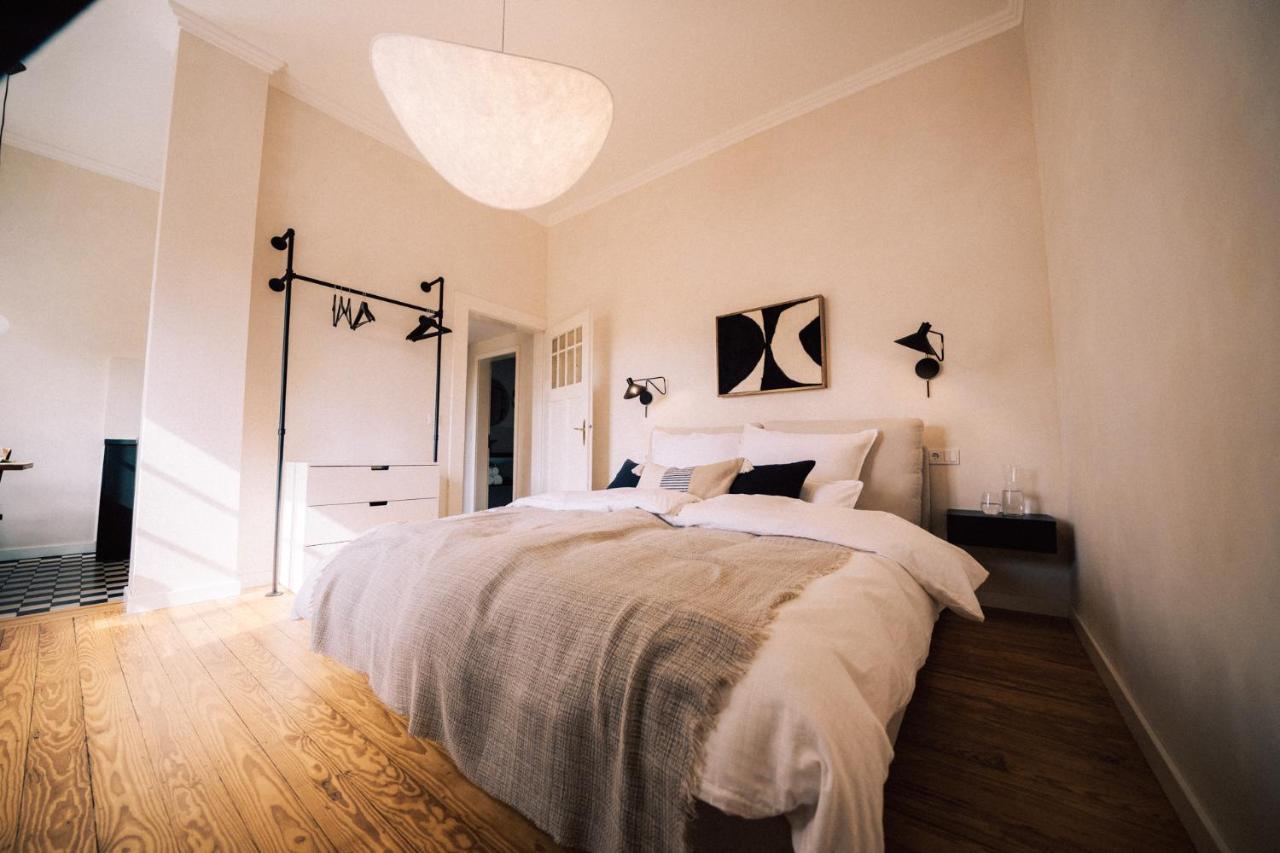Gut Foersterlay - Exklusive Boutique Apartments Im Historischen Winzerhaus Direkt An Der Mosel Losnich Luaran gambar