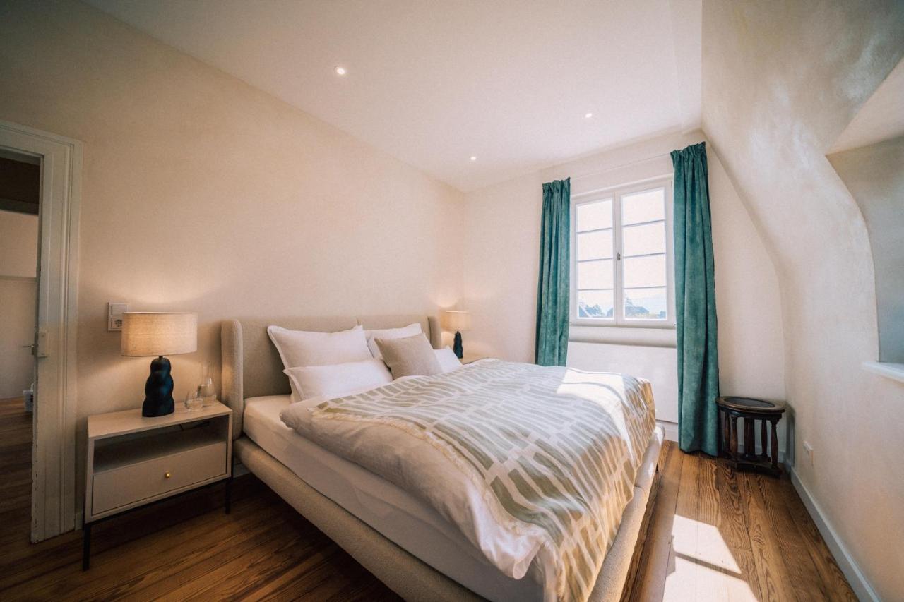 Gut Foersterlay - Exklusive Boutique Apartments Im Historischen Winzerhaus Direkt An Der Mosel Losnich Luaran gambar